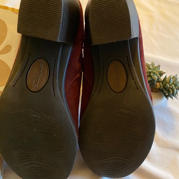 Bare traps burgundy suede ankle boots; 7.5 - Picture 5 of 6